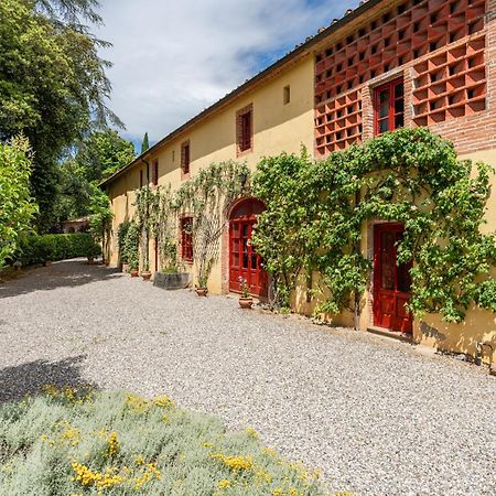 Agriturismo Mansi Bernardini 卢卡 外观 照片
