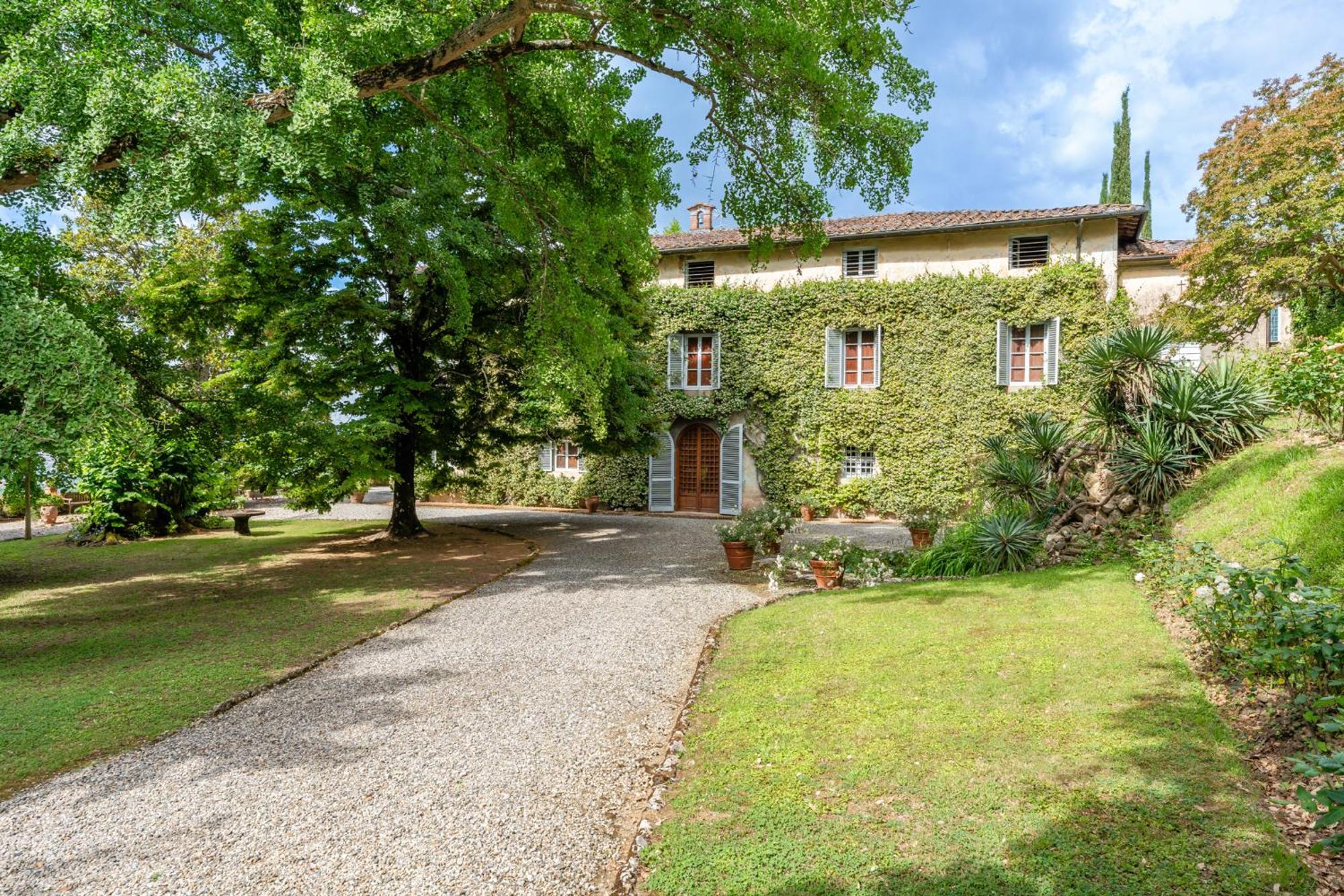 Agriturismo Mansi Bernardini 卢卡 外观 照片