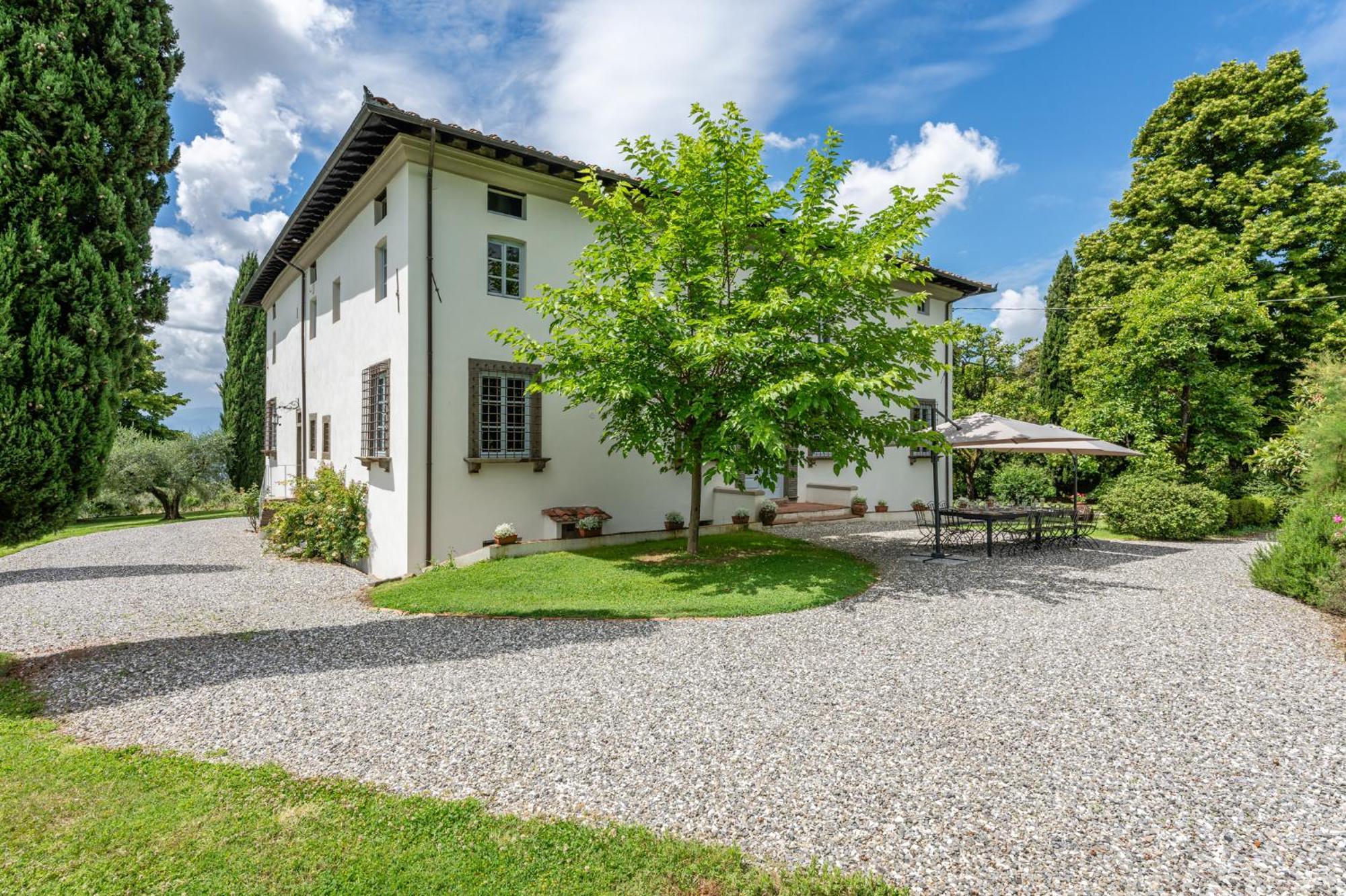 Agriturismo Mansi Bernardini 卢卡 外观 照片