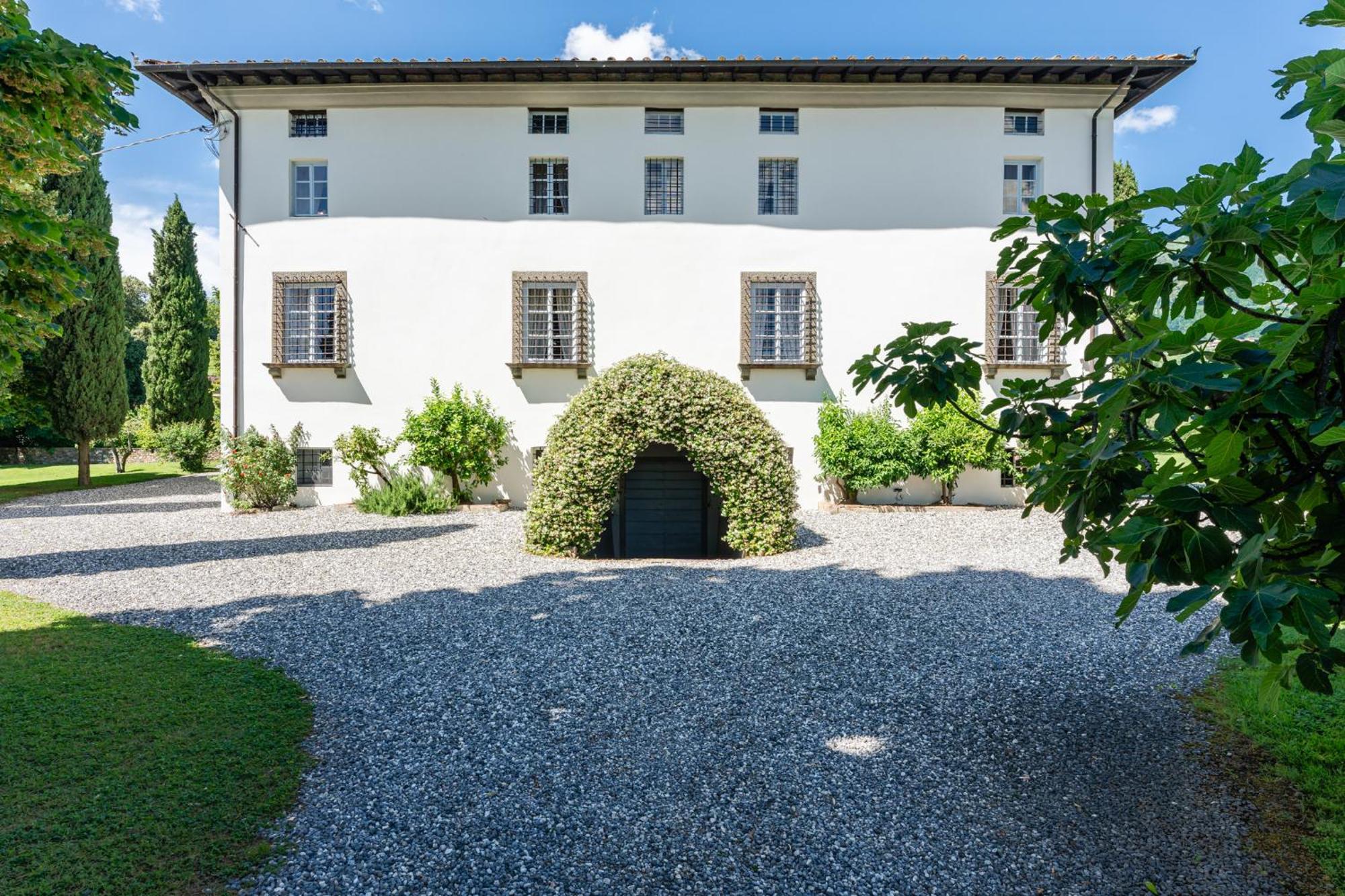 Agriturismo Mansi Bernardini 卢卡 外观 照片